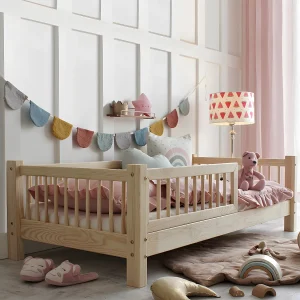 Bed 90×190 inclusief bedhek en lattenbodem met 10 cm poten Adèle Bois Bed 90×190 inclusief bedhek en lattenbodem met 10 cm poten Adèle Bois