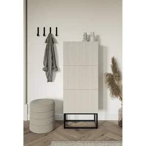 3-deurs schoenenkast – 50x30x125 cm – greige met zwarte poten – VELDIO 3-deurs schoenenkast – 50x30x125 cm – greige met zwarte poten – VELDIO