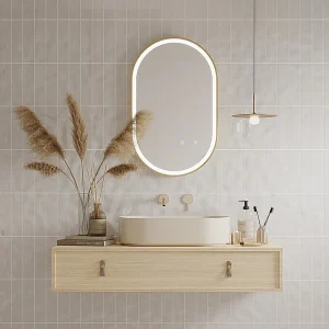 Verlichte badkamerspiegel met afgeronde goudkleurige contouren – 50 x 80 cm – ALARICO Verlichte badkamerspiegel met afgeronde goudkleurige contouren – 50 x 80 cm – ALARICO