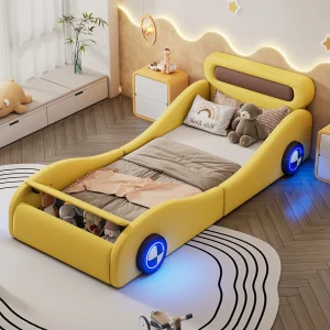 Autobed, 90×200 cm, kinderbed met lichtgevende wielen en opbergruimte, PU, geel (241x101x82 cm) Autobed, 90×200 cm, kinderbed met lichtgevende wielen en opbergruimte, PU, geel (241x101x82 cm)