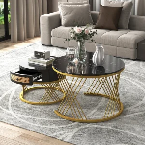 2-in-1 salontafel met marmeren blad en kunststof rotan lades, gouden metalen poten, MDF, zwart en goud (70x70x45,5 + 50x50x38,5 cm) 2-in-1 salontafel met marmeren blad en kunststof rotan lades, gouden metalen poten, MDF, zwart en goud (70x70x45,5 + 50x50x38,5 cm)
