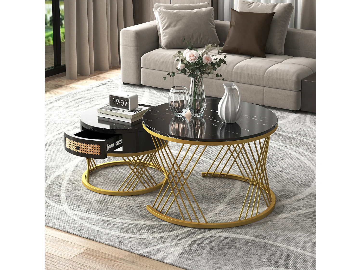 2-in-1 salontafel met marmeren blad en kunststof rotan lades, gouden metalen poten, MDF, zwart en goud (70x70x45,5 + 50x50x38,5 cm)