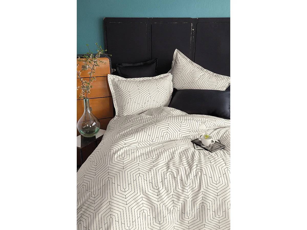 2 persoons beddengoed 240x220 cm+2 kussenslopen 63x63 cm katoensatijn