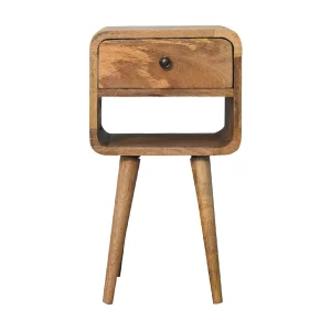 Artisan Furniture Massief houten mini-nachtkastje in eikenhout met gebogen onderkant. Artisan Furniture Massief houten mini-nachtkastje in eikenhout met gebogen onderkant.