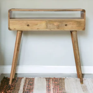 Gebogen eikenhouten console van Artisan Furniture, 2 lades, 1 open plank, lichtbruin Gebogen eikenhouten console van Artisan Furniture, 2 lades, 1 open plank, lichtbruin