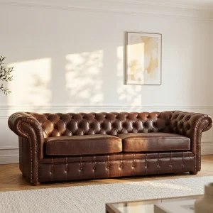 Driezitsbank chesterfield CLOTAIRE van leer met lived-in aspect Driezitsbank chesterfield CLOTAIRE van leer met lived-in aspect