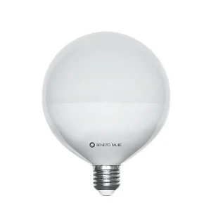Ampoule LED globe 22 W et 2 600 lumens 3 000 K. Ampoule LED globe 22 W et 2 600 lumens 3 000 K.