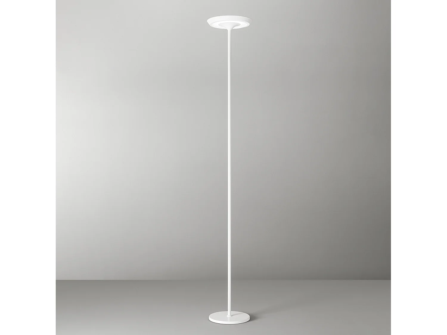 Balance - 25W LED metalen vloerlamp, 3000K, H.180 cm, 2376Lm, Aan/uit schakelaar en voetdimmer, Wit - Perenz