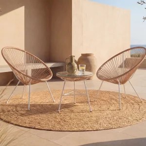 Tuinmeubel set van gevlochten kunststof draden: 2 fauteuils en een tafel – Licht natuurlijk – ALIOS III van MYLIA Tuinmeubel set van gevlochten kunststof draden: 2 fauteuils en een tafel – Licht natuurlijk – ALIOS III van MYLIA