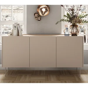 3-deurs commode met metalen voet 170×85 cm 3-deurs commode met metalen voet 170×85 cm