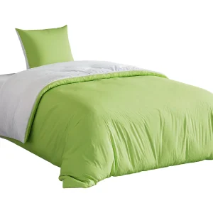 3-delige beddenset, bestaande uit 2 kussenslopen (80 x 80 cm), 1 hoeslaken (160 x 200 cm) en 1 dekbedovertrek (155 x 220 cm), groen, polyester 3-delige beddenset, bestaande uit 2 kussenslopen (80 x 80 cm), 1 hoeslaken (160 x 200 cm) en 1 dekbedovertrek (155 x 220 cm), groen, polyester