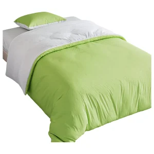 3-delige beddenset, bestaande uit 2 kussenslopen (80 x 80 cm), een hoeslaken (140 x 200 cm) en een dekbedovertrek (140 x 210 cm), groen, polyester 3-delige beddenset, bestaande uit 2 kussenslopen (80 x 80 cm), een hoeslaken (140 x 200 cm) en een dekbedovertrek (140 x 210 cm), groen, polyester