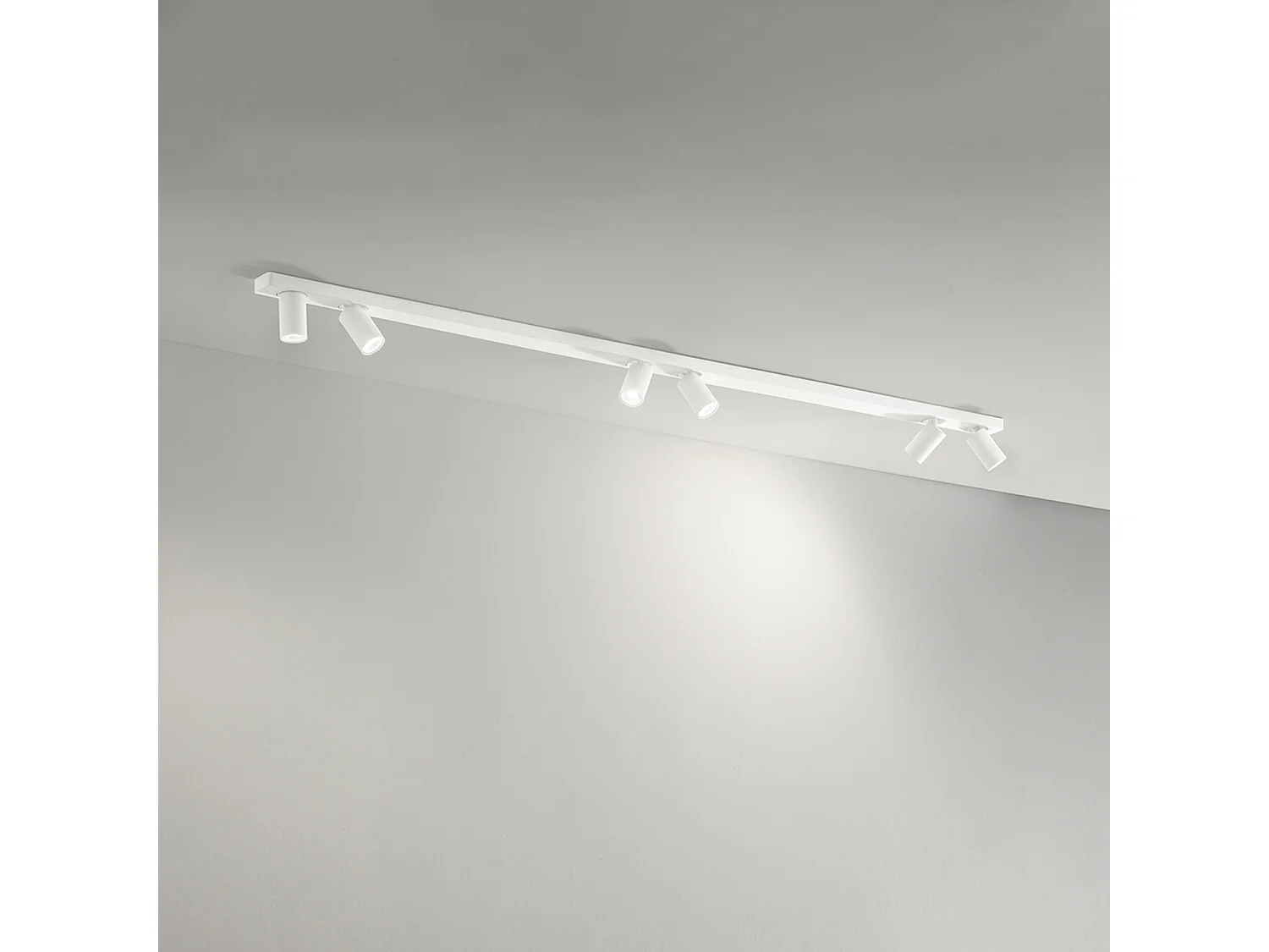 10S48175 B plafondlamp in mat wit gelakt metaal, 6 verstelbare GU10-lampen, modern en essentieel design voor binnenverlichting - Perenz